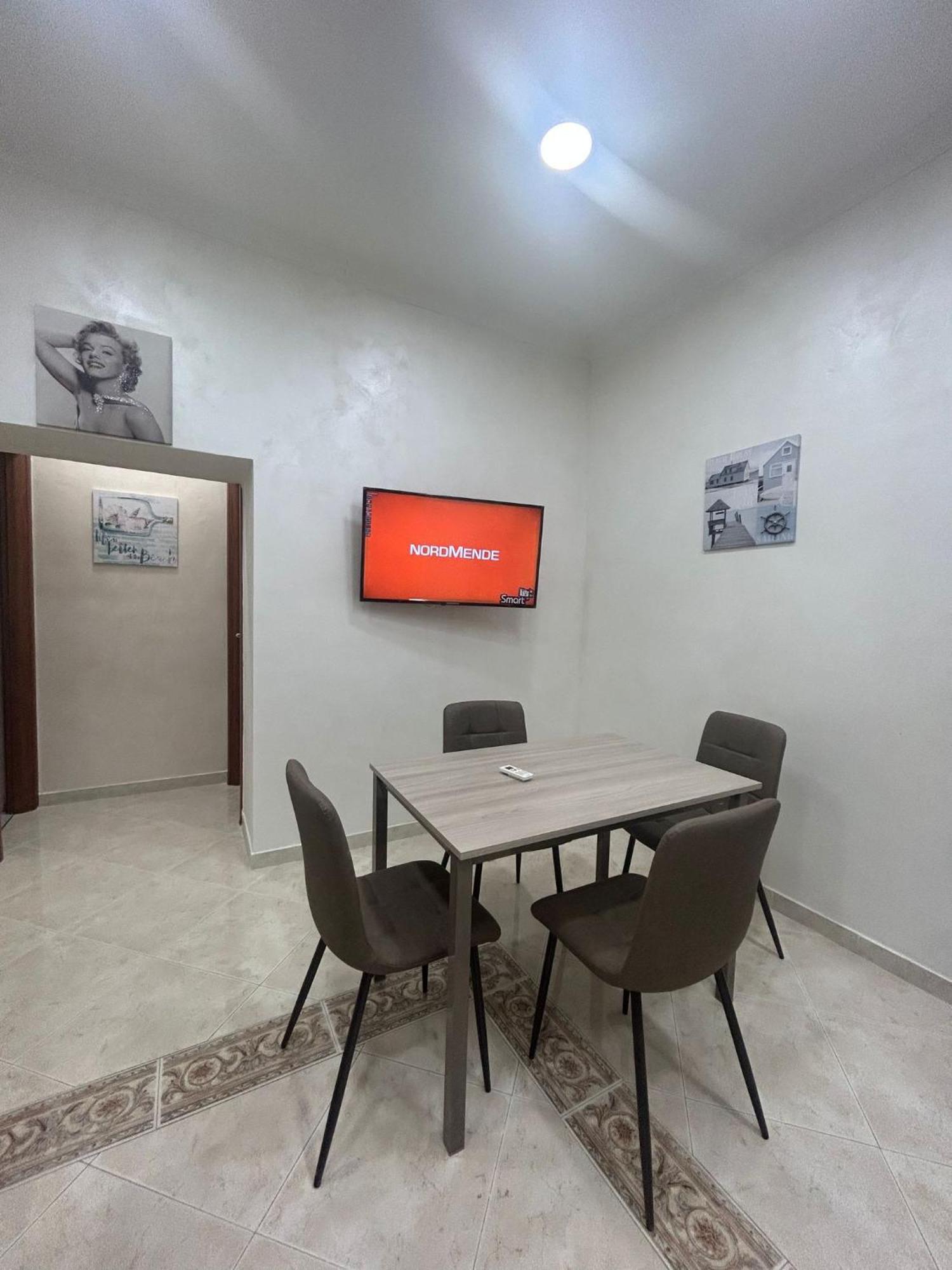 Ferienwohnung Dora House Valentino Neapel Exterior foto